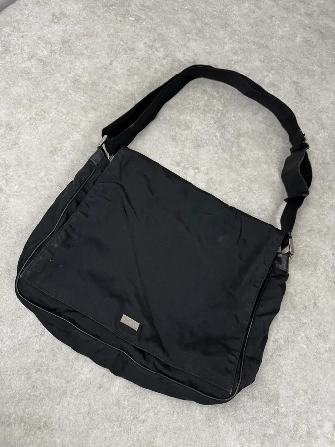 2010s Gucci Black Nylon Shoulder Bag - Image 5