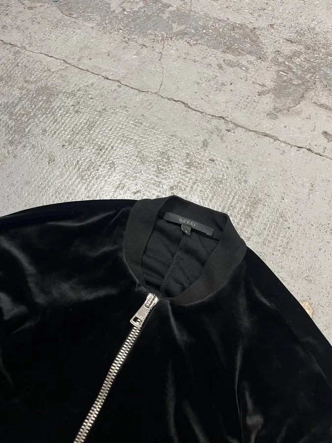 2010s Gucci Black Velvet Bomber Jacket - Image 4