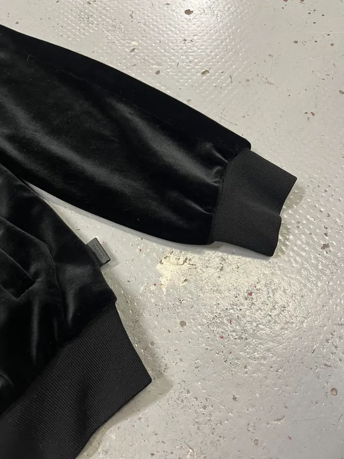 2010s Gucci Black Velvet Bomber Jacket - Image 5