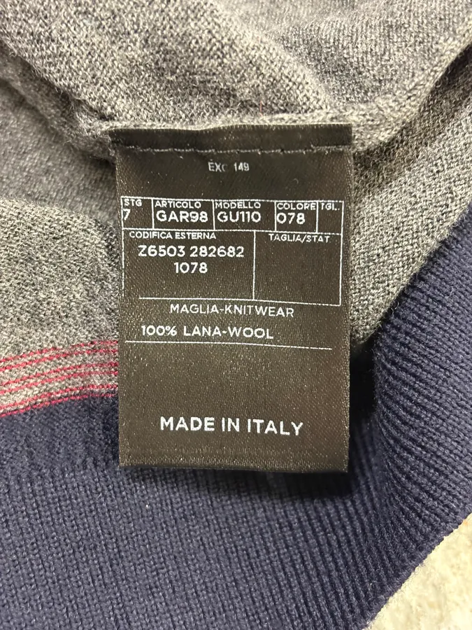 2010s Gucci Grey Wool Contrast Classy Sweater - Image 10