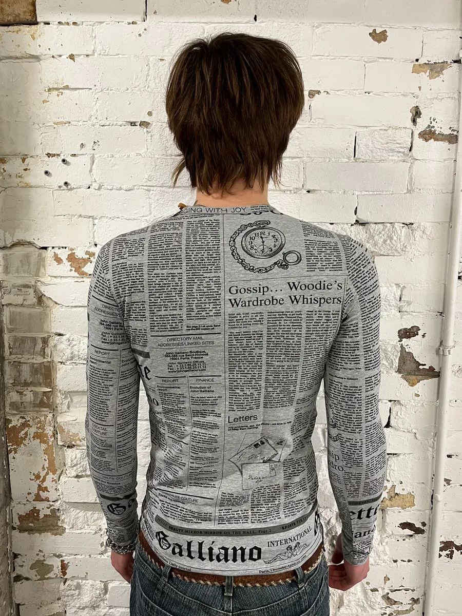 2010s John Galliano Newspaper Gazette Grey Longsleeve T-shirt - Image 3