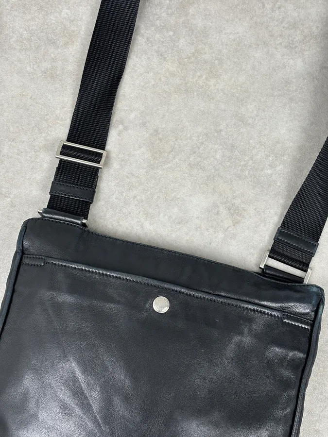 2010s Prada Black Leather Minimalist Shoulder Bag - Image 8