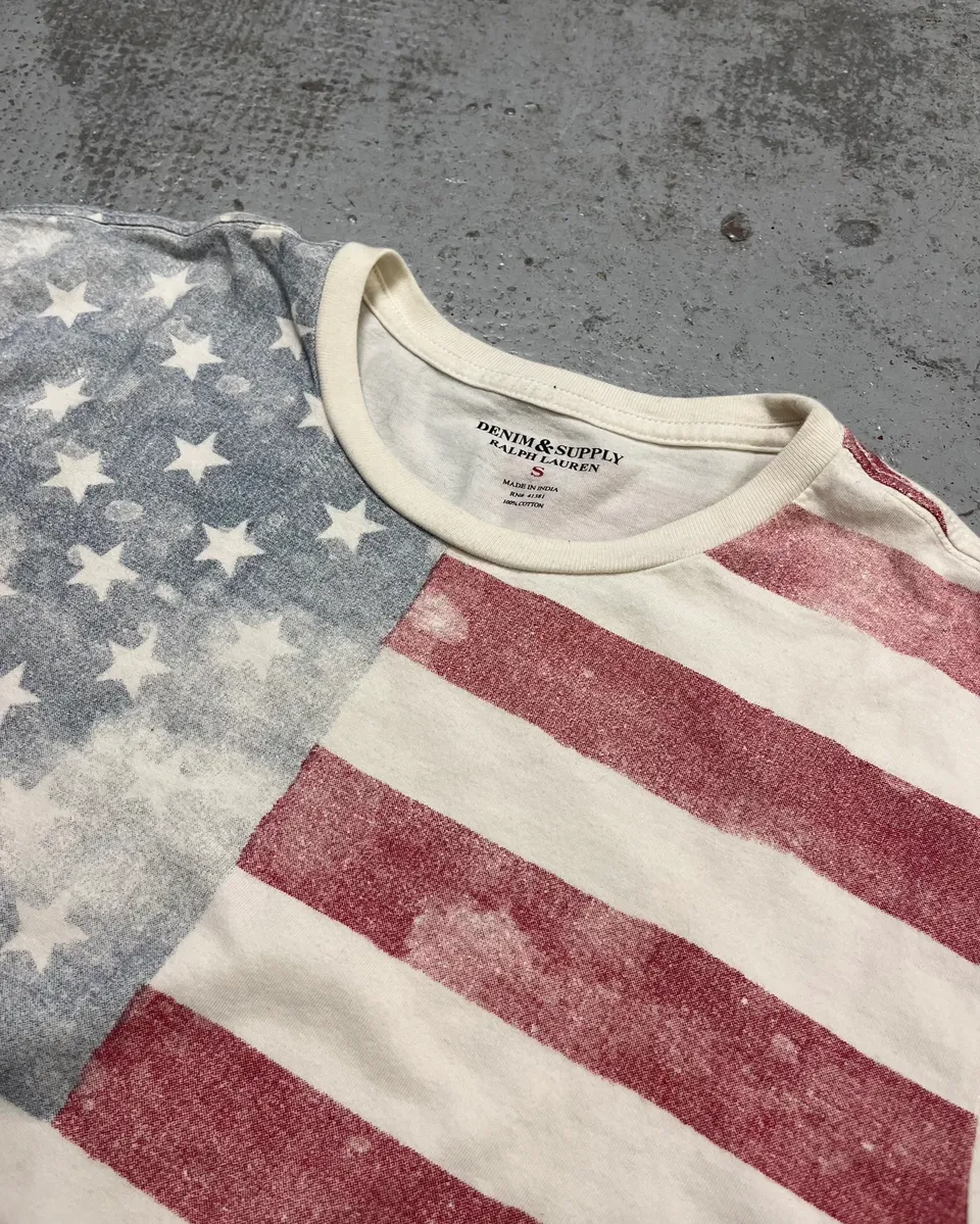 2010s Ralph Lauren Faded White USA Flag T-Shirt - Image 5