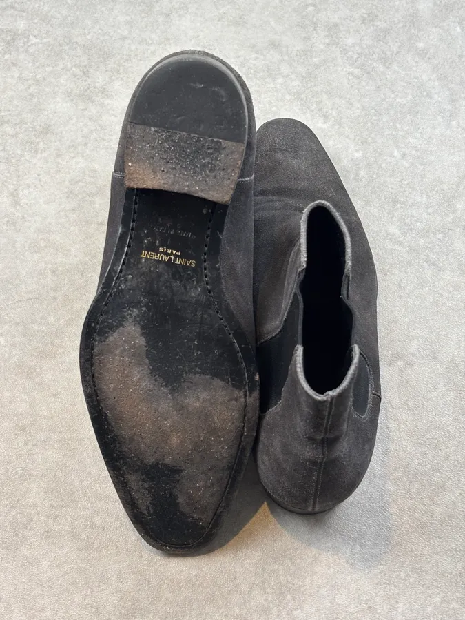 2010s Saint Laurent Grey Suede Wyatt Chelsea Boots - Image 10