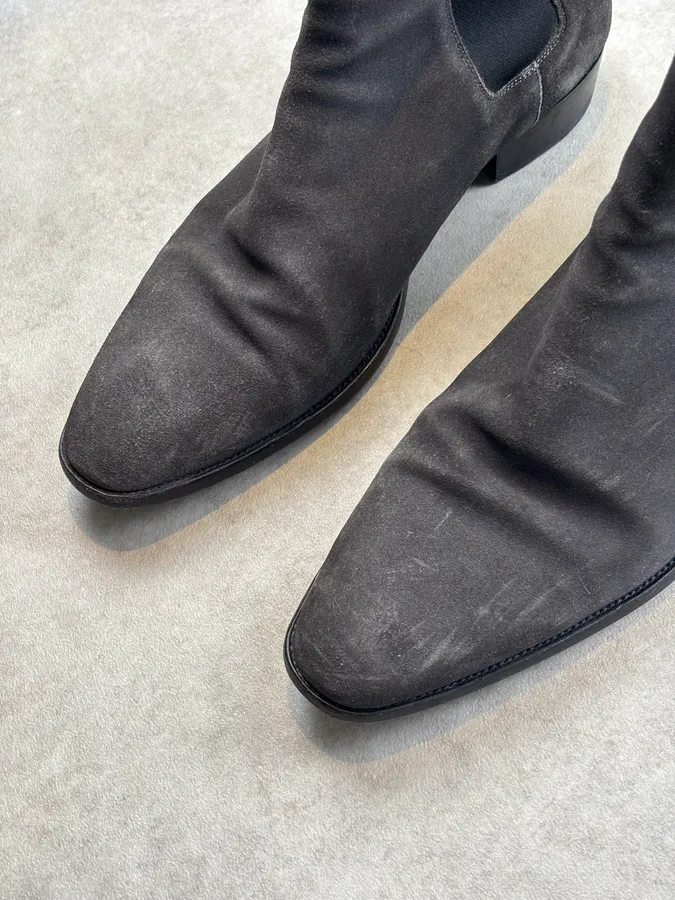 2010s Saint Laurent Grey Suede Wyatt Chelsea Boots - Image 8