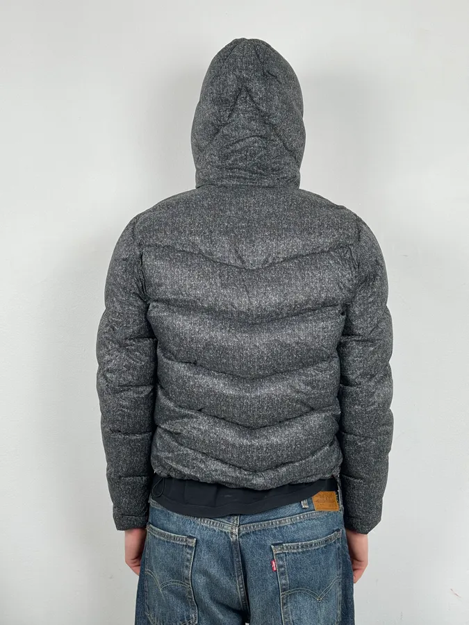 Armani Collezioni Grey Red Nylon Reversible Quilted Puffer Jacket - Image 6