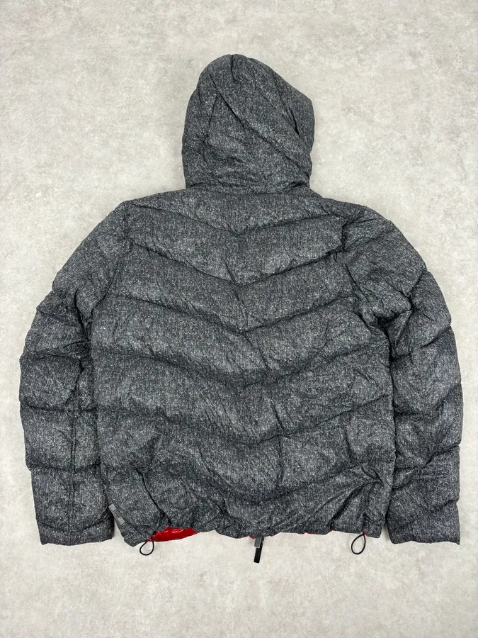 Armani Collezioni Grey Red Nylon Reversible Quilted Puffer Jacket - Image 7