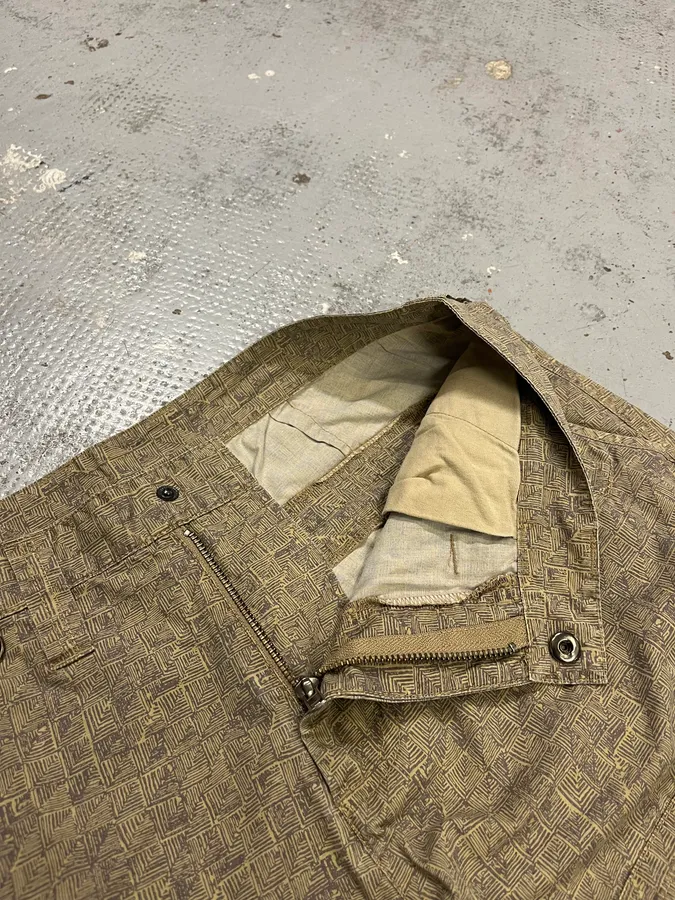 Armani Pattern Beige Cargo Shorts - Image 9