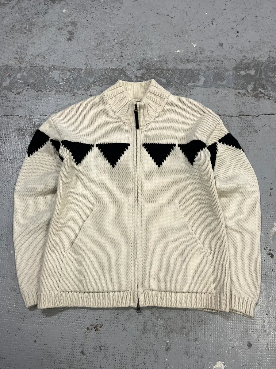 Armani Triangle Cream Wool Zip-Up Sweater - Image 3