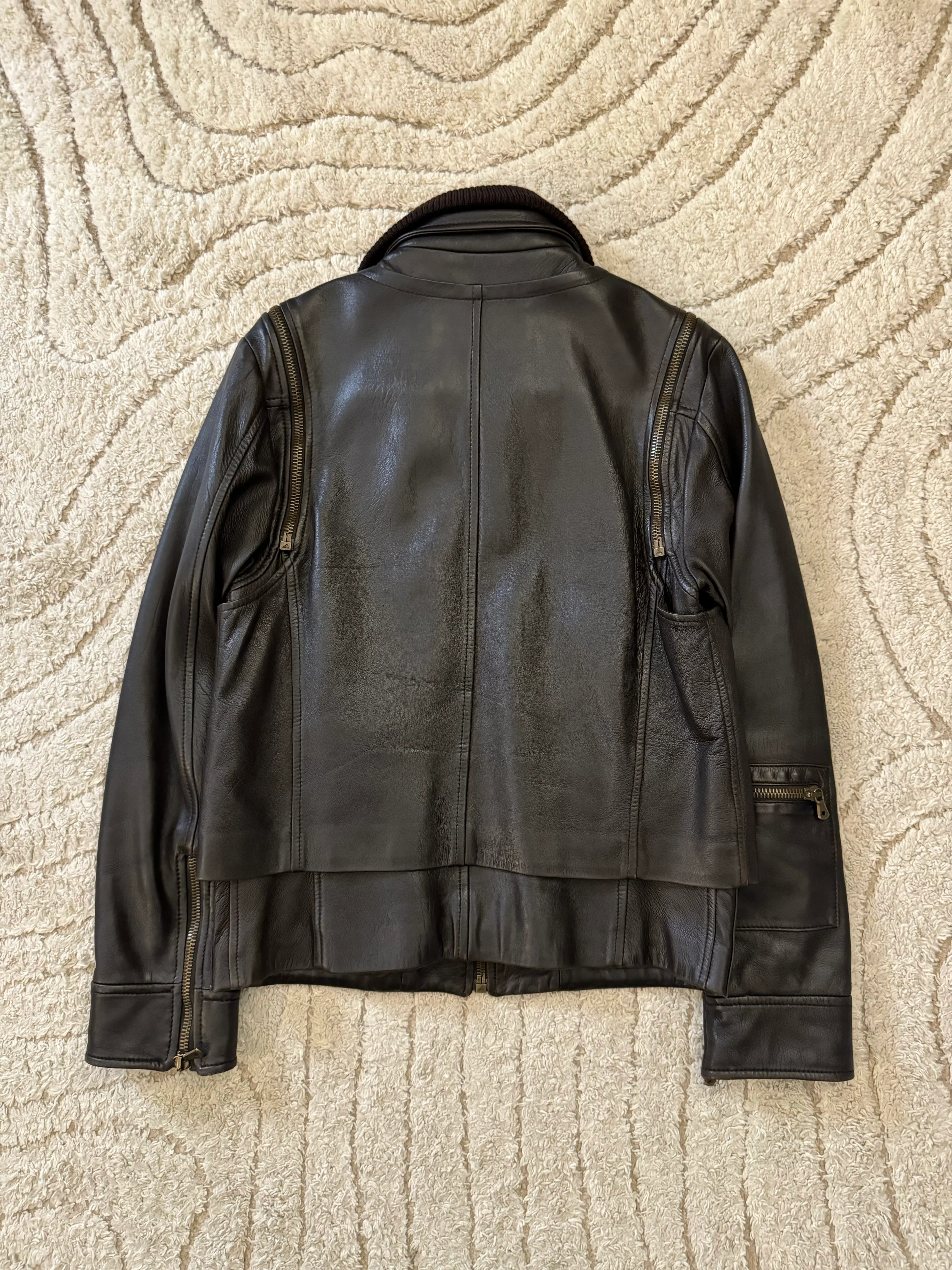 AW04 Dolce & Gabbana Utility Detachable Leather Bomber Jacket - Image 6