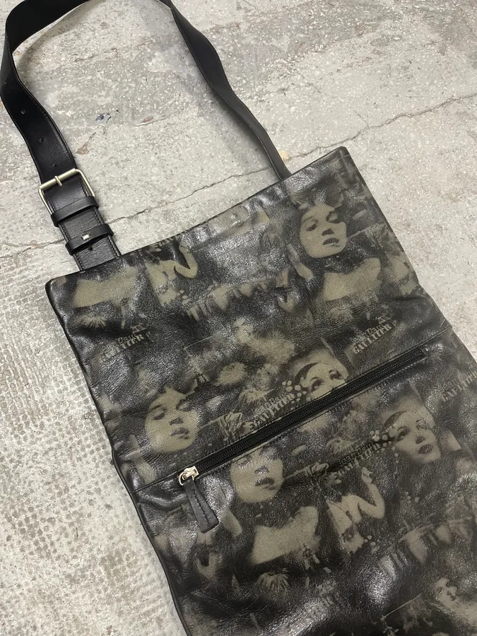 AW1995 Jean Paul Gaultier Brut Obscure Humanoid Leather Shoulder Bag - Image 6