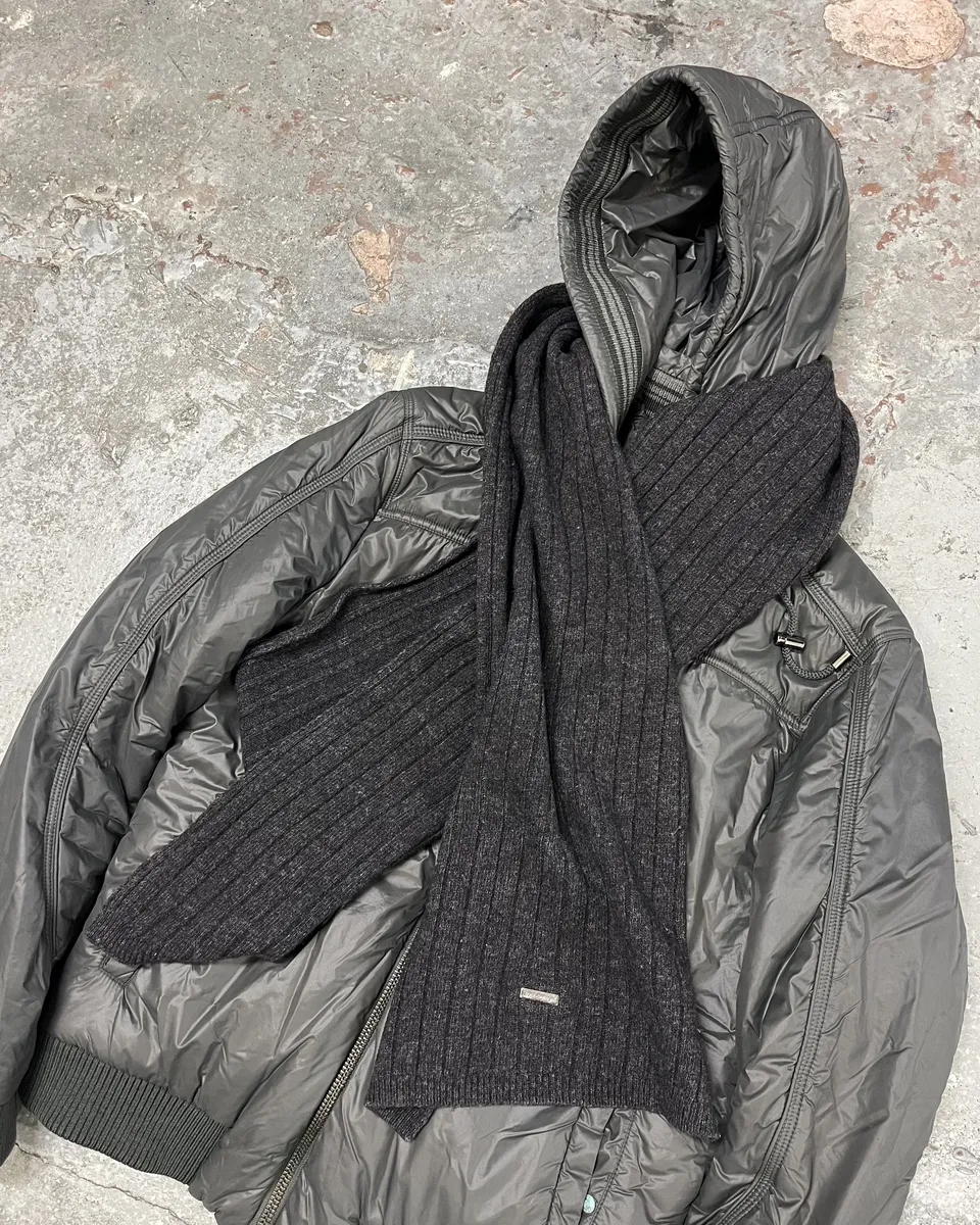 AW1996 Dolce & Gabbana Grey Wool Scarf