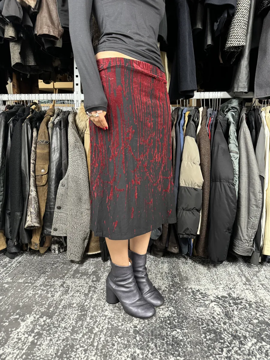 AW1998 Jean Paul Gaultier Black Red Velvet Blood Skirt - Image 3
