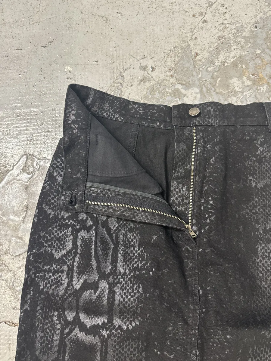 AW1999 Roberto Cavalli Black Snake Python Print Skirt - Image 6