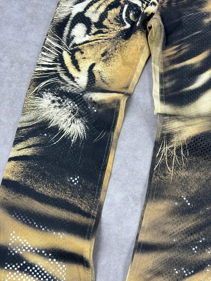 AW2000 Roberto Cavalli Gold Denim Tiger Jeans - Image 10