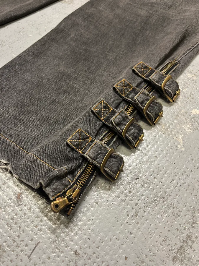 AW2002 Dolce & Gabbana Raw Grey Denim Straps Jeans - Image 10