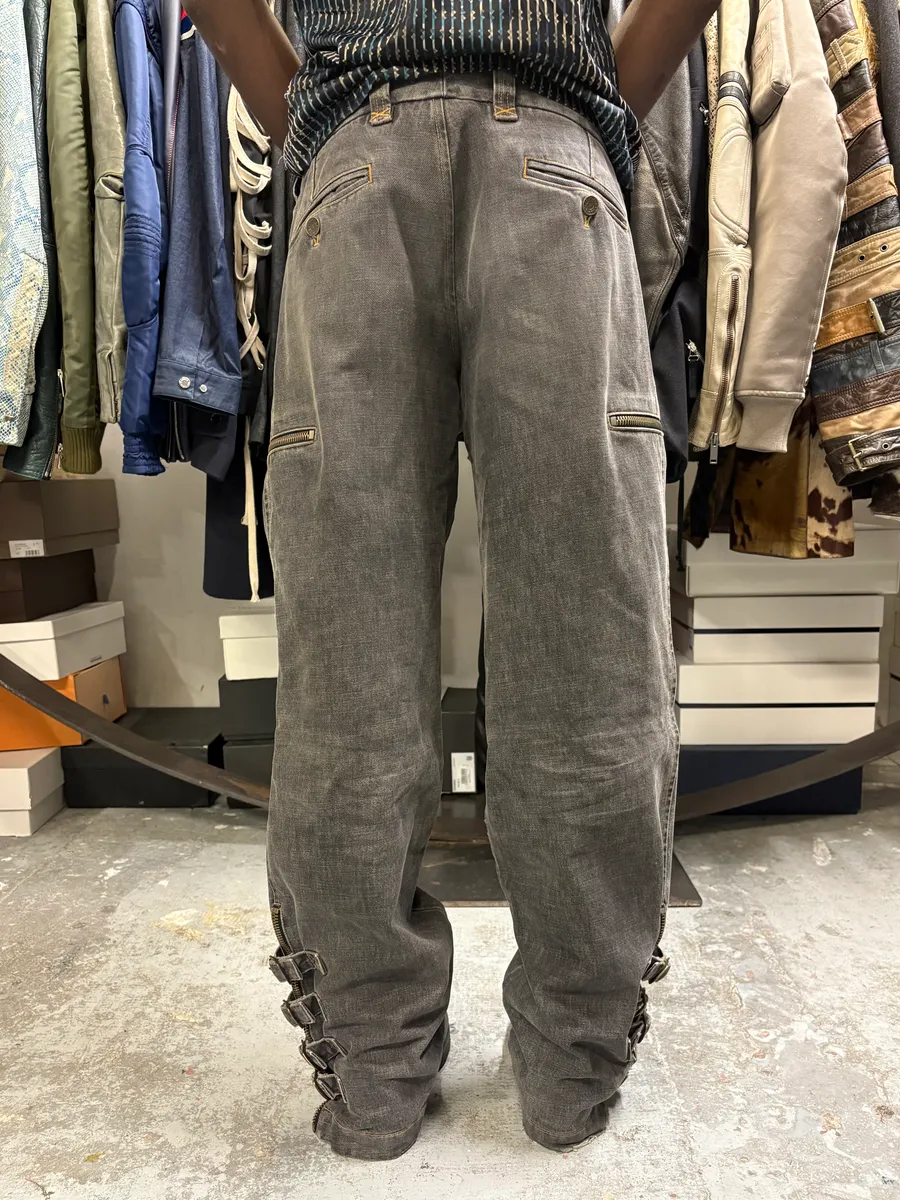AW2002 Dolce & Gabbana Raw Grey Denim Straps Jeans - Image 5