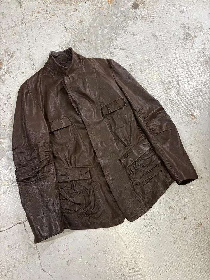 AW2002 Marithé + François Girbaud Pleats Brown Leather Avant-Garde Blazer Jacket - Image 4