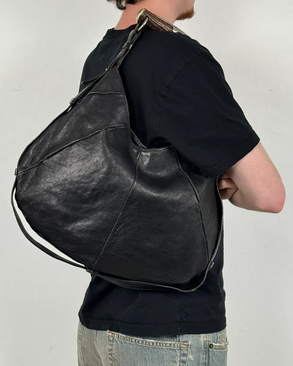 AW2002 Yves Saint Laurent Black Leather Horn Mombasa Shoulder Bag - Image 3