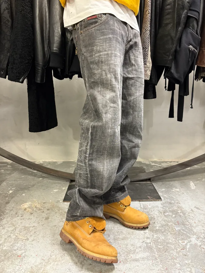 AW2003 Dolce & Gabban Grey Double Waisted Faded Denim Jeans - Image 4