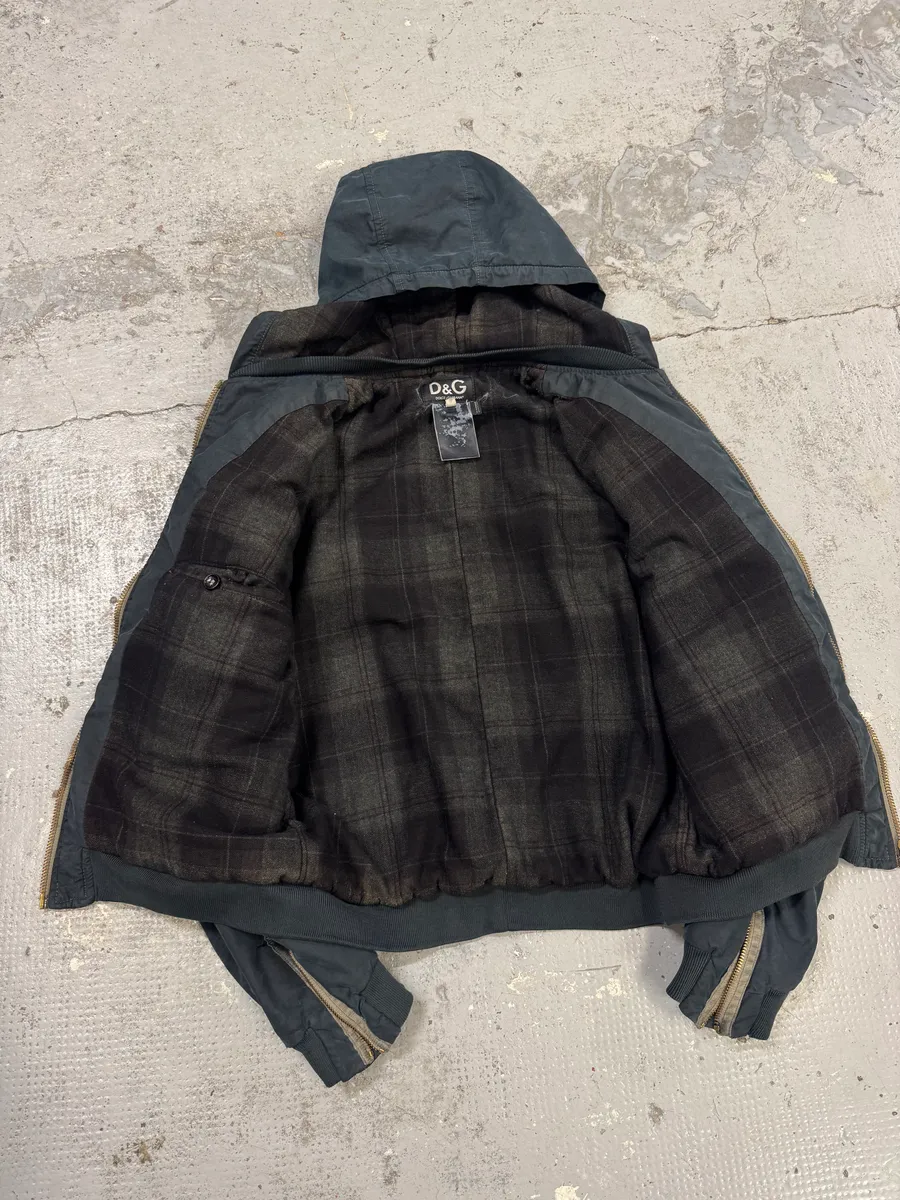 AW2003 Dolce & Gabbana Arm Zip Navy Hooded Bomber Jacket - Image 7