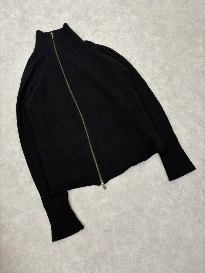 AW2003 Dolce & Gabbana Asymmetrical Navy Zip-up Sweater - Image 4