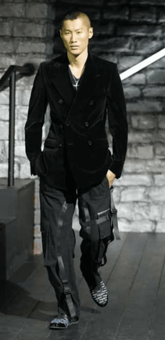 AW2003 Dolce & Gabbana Black Bondage Strapped Cargo Pants - Image 2