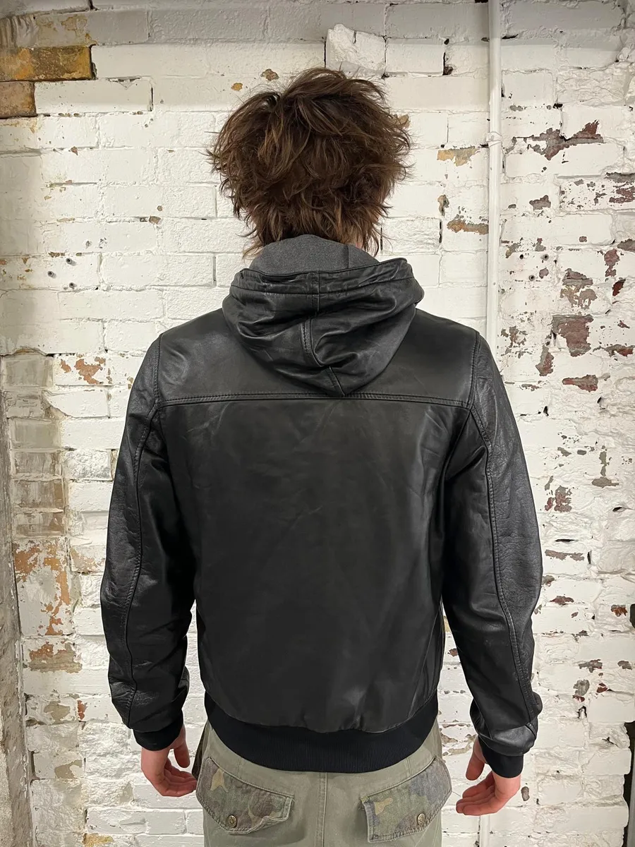 AW2003 Dolce & Gabbana Black Hooded Lambskin Bomber Jacket - Image 4