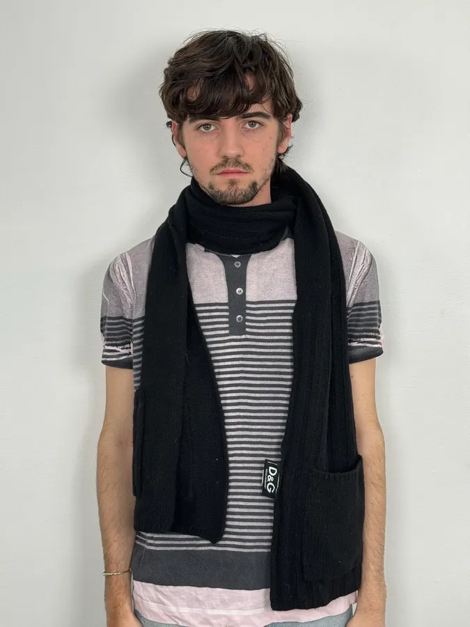 AW2003 Dolce & Gabbana Black Wool Pocket Scarf