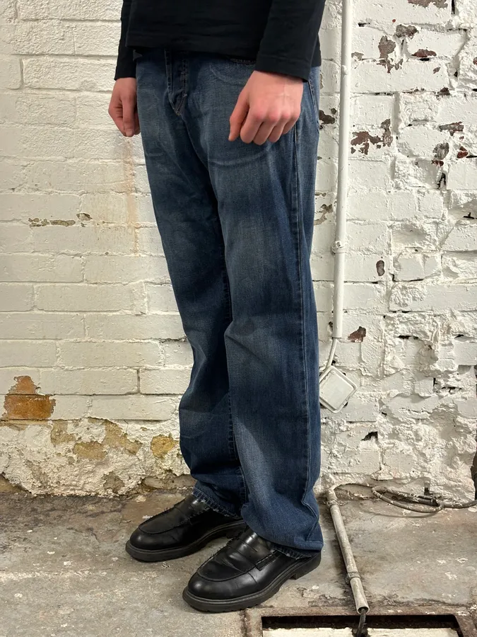 AW2003 Dolce & Gabbana Blue Denim Logo Patch Jeans - Image 3