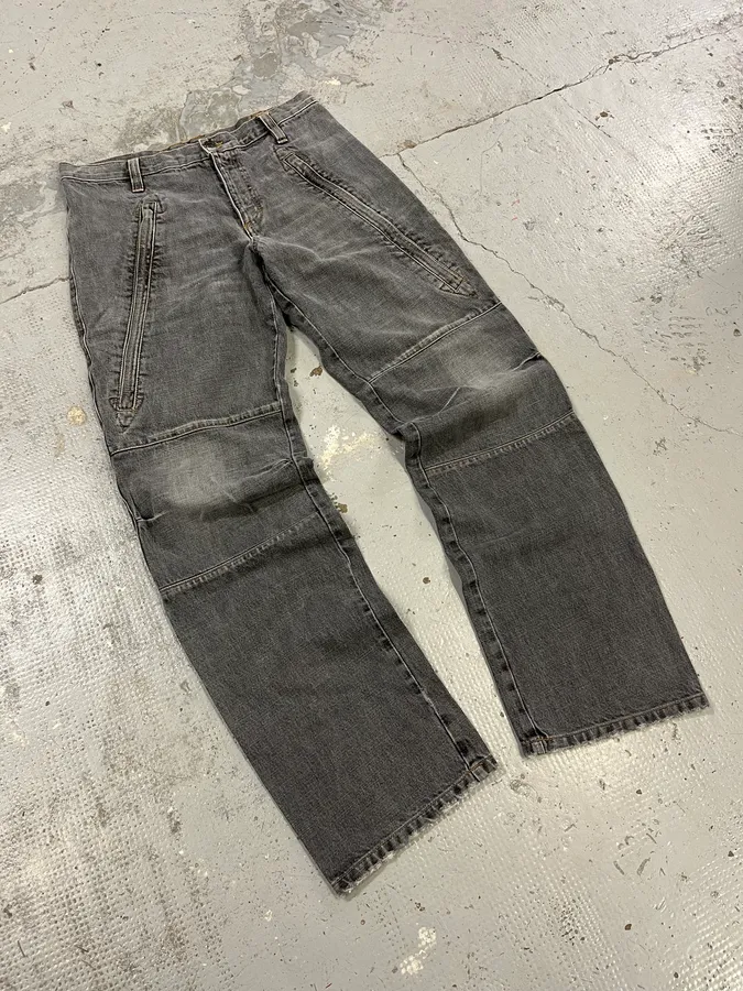 AW2003 Dolce & Gabbana Grey Anatomic Zip Bondage Denim Jeans - Image 6