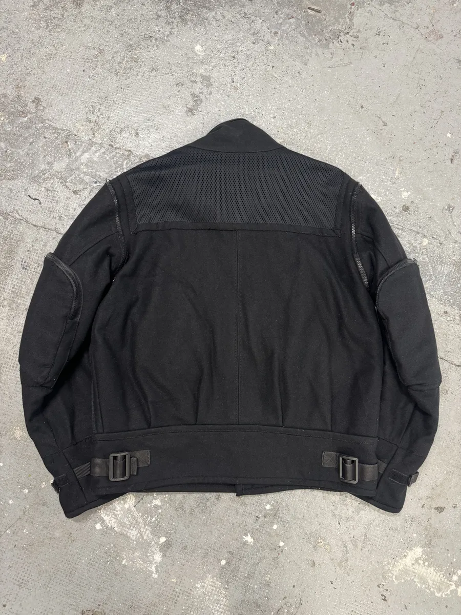 AW2003 Dolce & Gabbana Navy Strap Bondage Bomber Jacket with Detachable Sleeves - Image 4