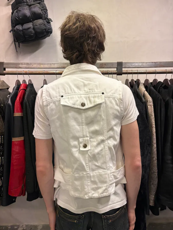 AW2003 Dolce & Gabbana White Cargo Vest - Image 4