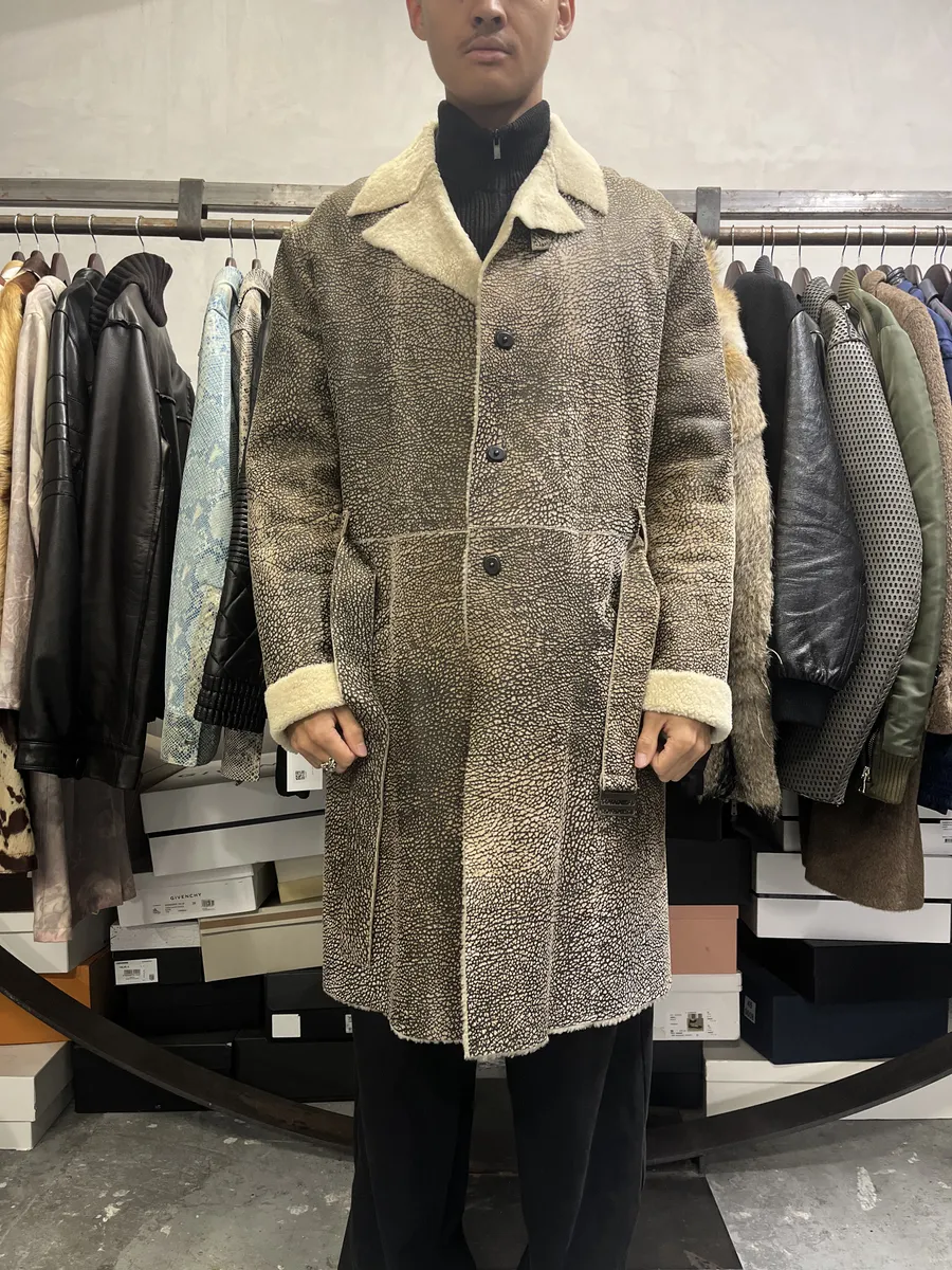 AW2003 Emporio Armani Texture Grey Shearling Leather Trench Coat - Image 3