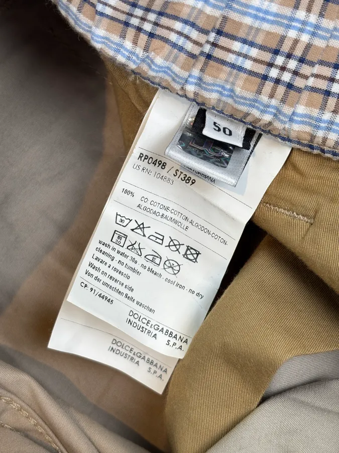 AW2004 Dolce & Gabbana Beige Long Cargo Shorts - Image 11
