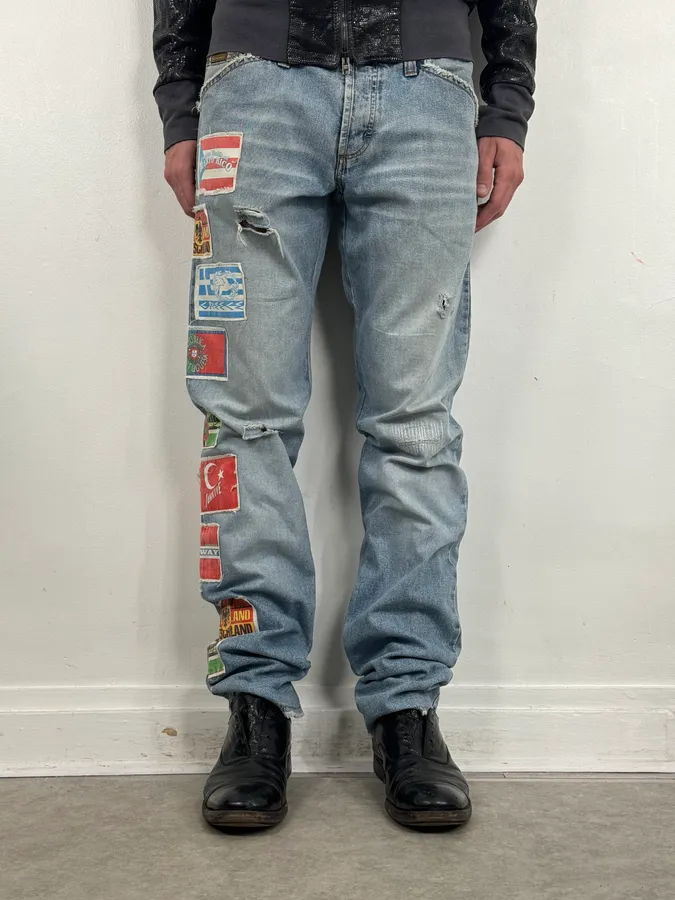 AW2004 Dolce & Gabbana Light Blue Denim International Flag Patch Jeans