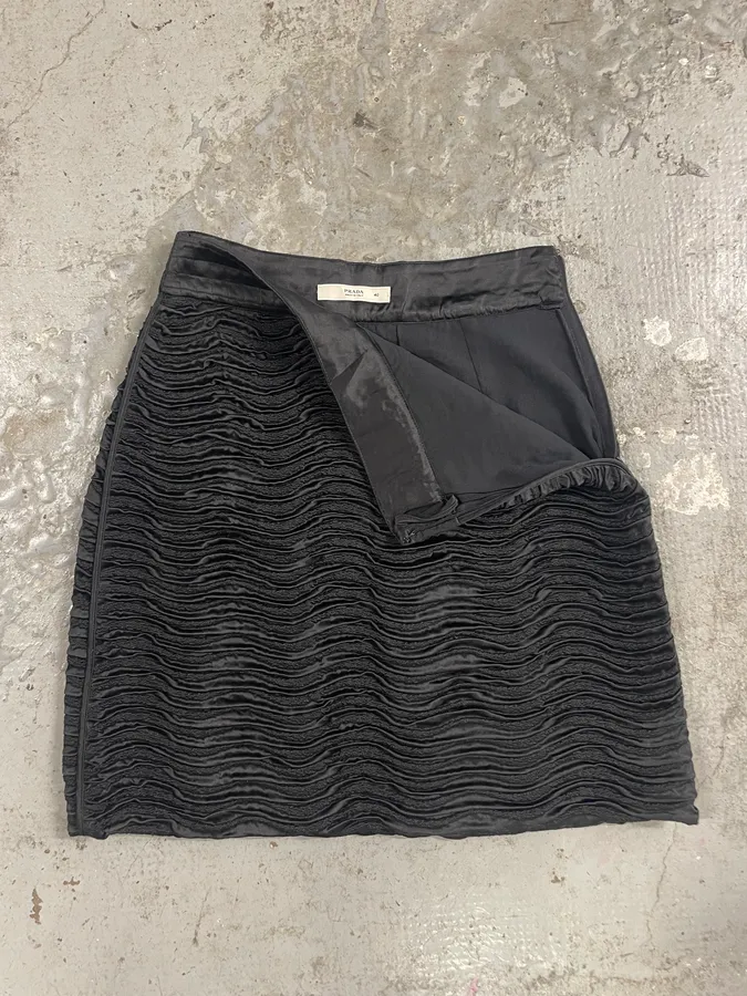 AW2004 Prada Black Plissed Quilted Skirt - Image 2