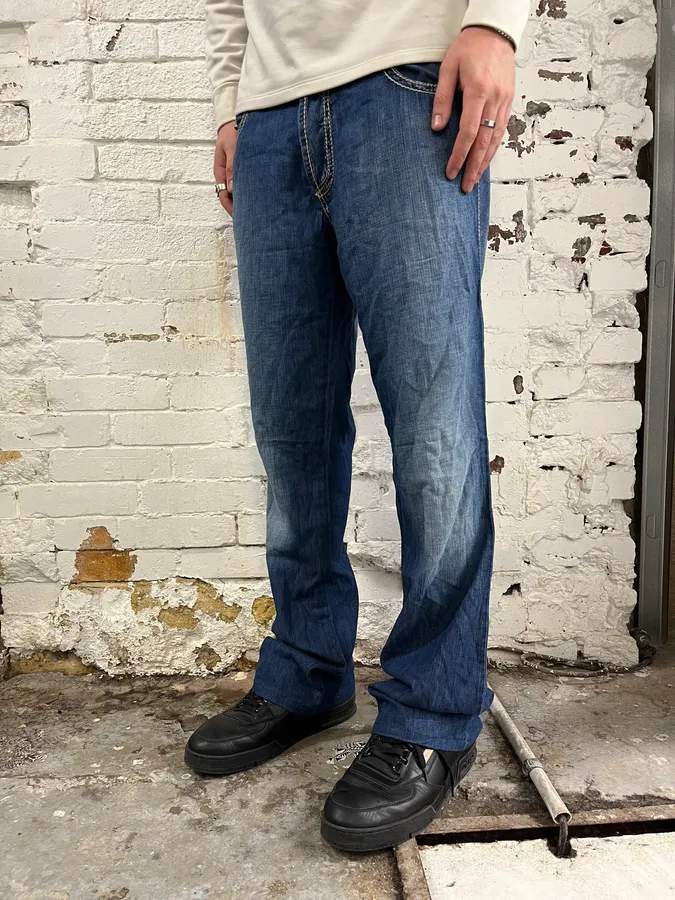 AW2005 Roberto Cavalli Blue Faded Wide Denim Jeans - Image 2