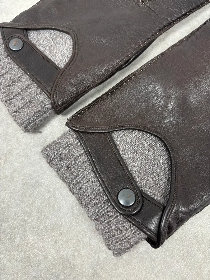 AW2006 Dolce & Gabbana Black Leather & Grey Wool Gloves - Image 6
