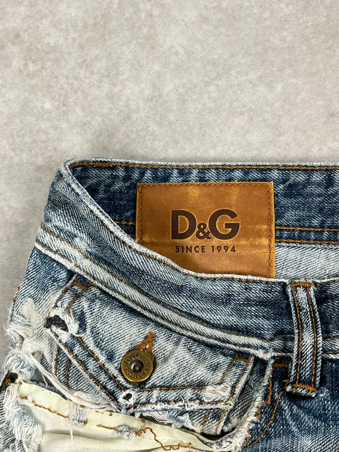 AW2006 Dolce & Gabbana Blue Destroyed Faded Denim Jeans - Image 10