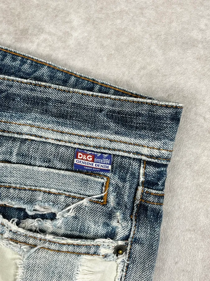 AW2006 Dolce & Gabbana Blue Destroyed Faded Denim Jeans - Image 8