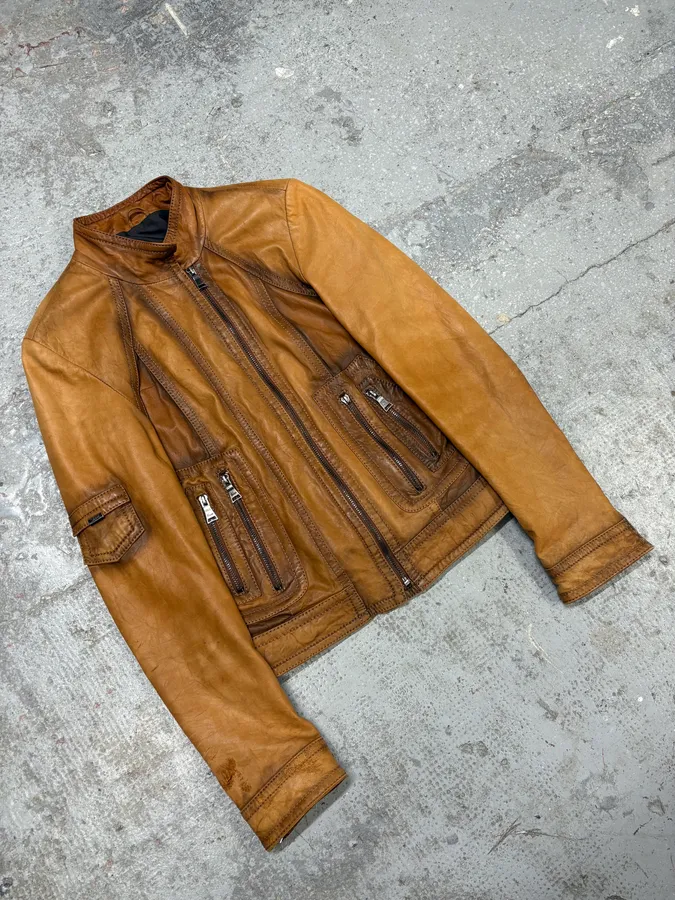 AW2006 Gucci Brown Asymmetrical Leather Jacket - Image 4