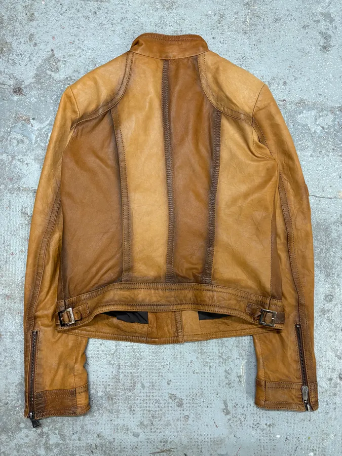 AW2006 Gucci Brown Asymmetrical Leather Jacket - Image 6