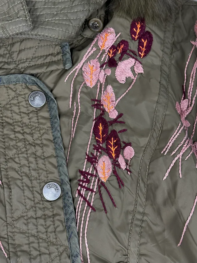 AW2007 Galliano Khaki Embroidered Flowers & Fur Bomber Jacket - Image 12