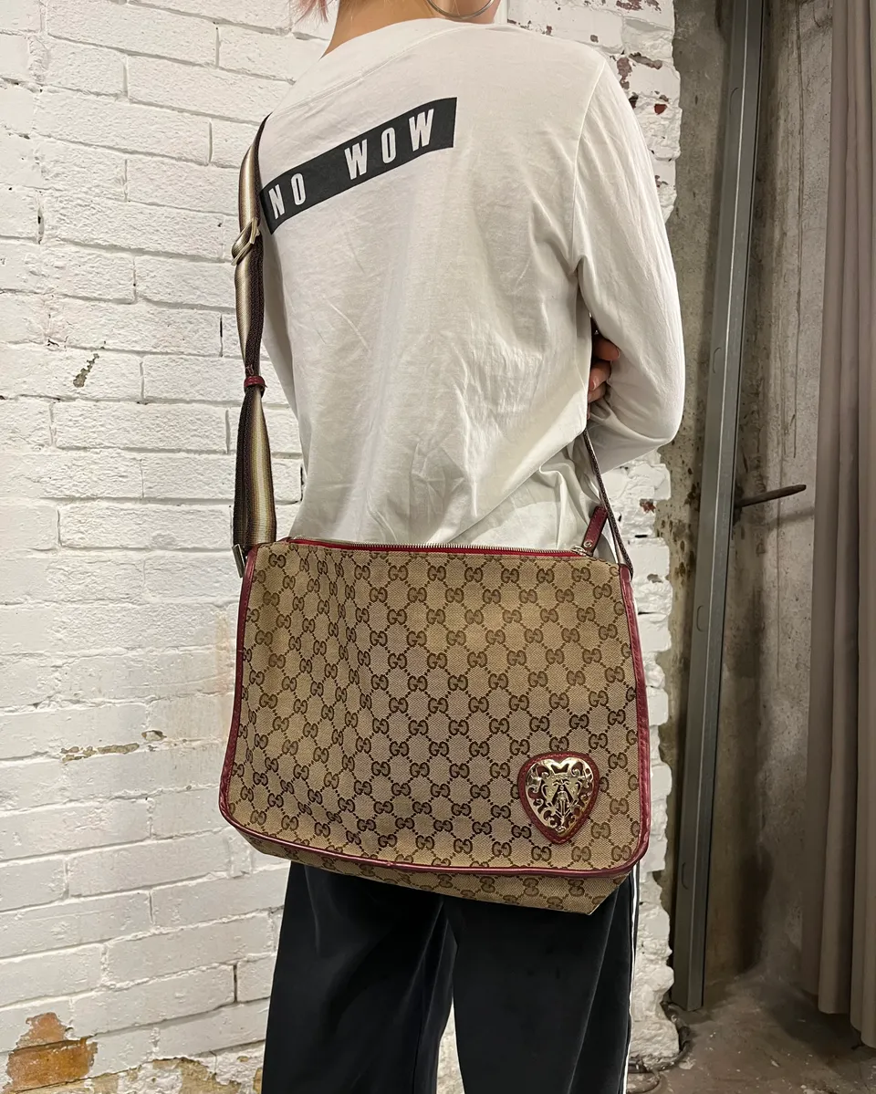 AW2007 Gucci Beige GG Monogram Heart Shoulder Bag by Frida Giannini - Image 2