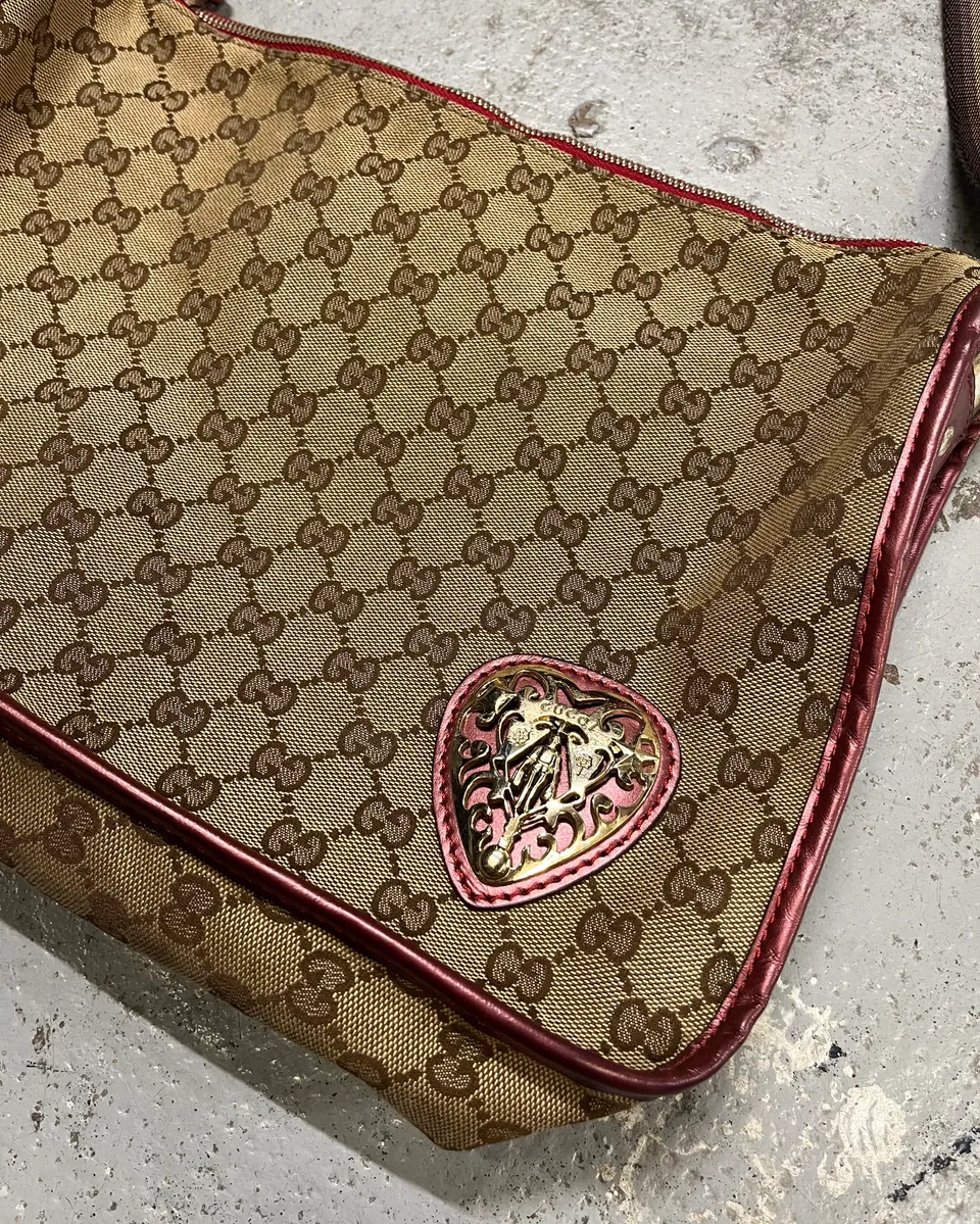 AW2007 Gucci Beige GG Monogram Heart Shoulder Bag by Frida Giannini - Image 5