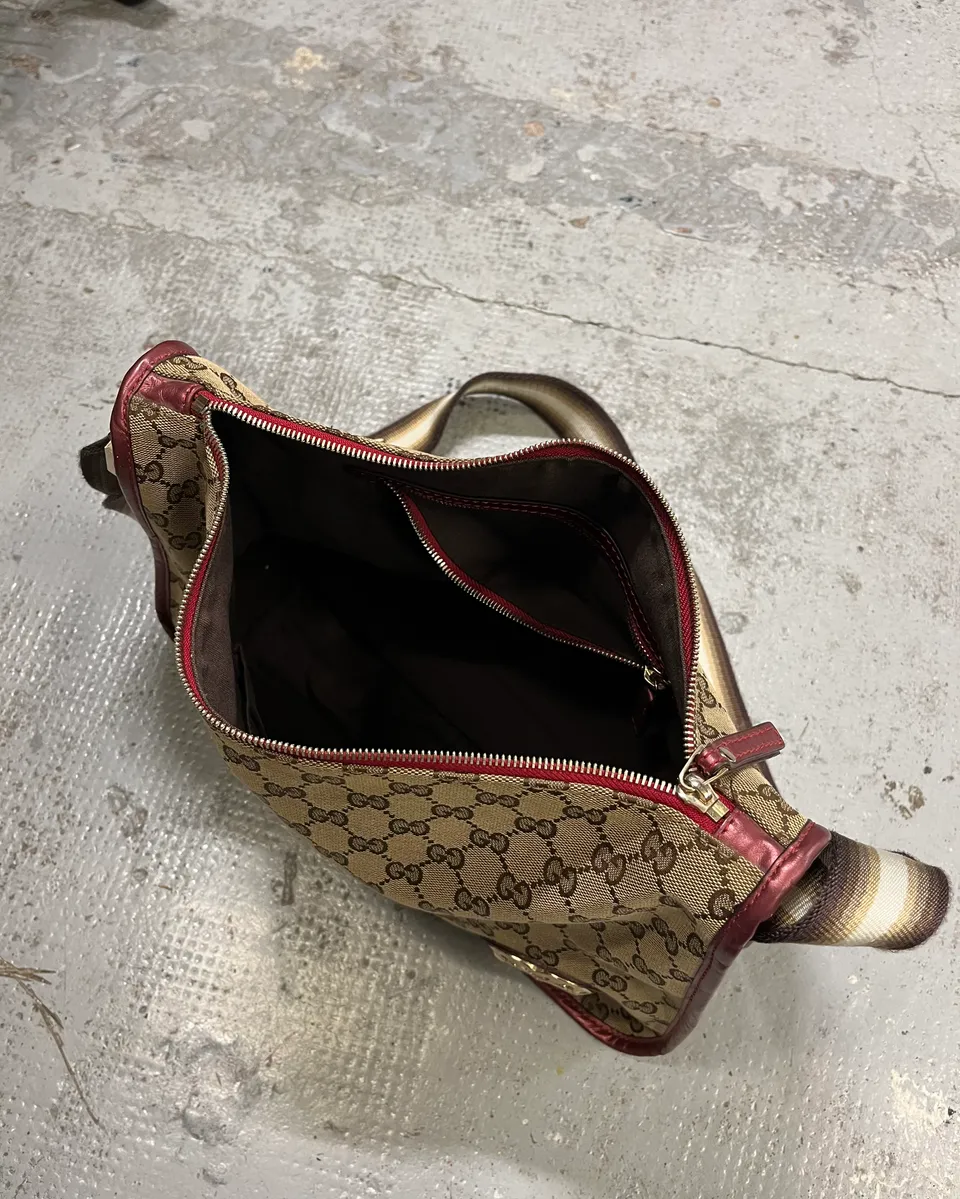AW2007 Gucci Beige GG Monogram Heart Shoulder Bag by Frida Giannini - Image 9