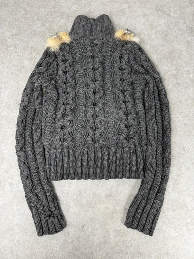 AW2007 Gucci Grey Wool & Fox Fur Zip-Up Sweater by Frida Giannini - Image 4