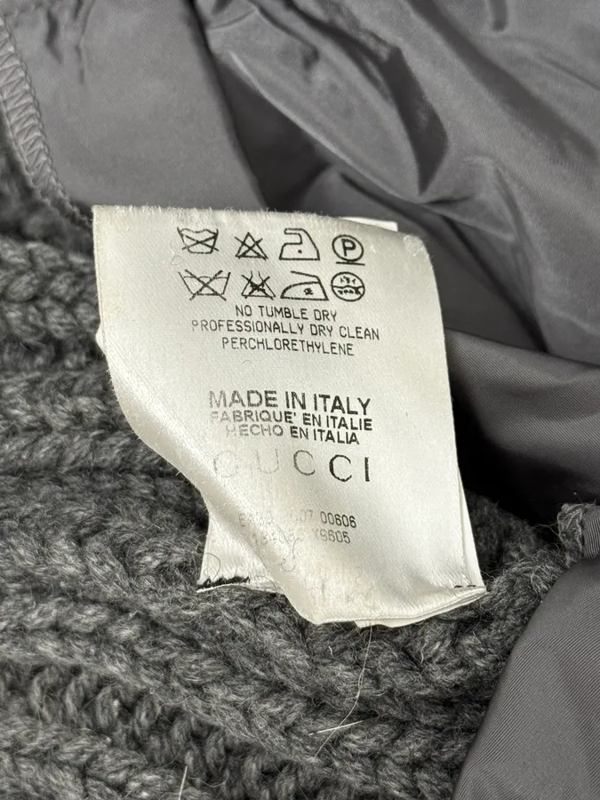 AW2007 Gucci Grey Wool & Fox Fur Zip-Up Sweater by Frida Giannini - Image 9