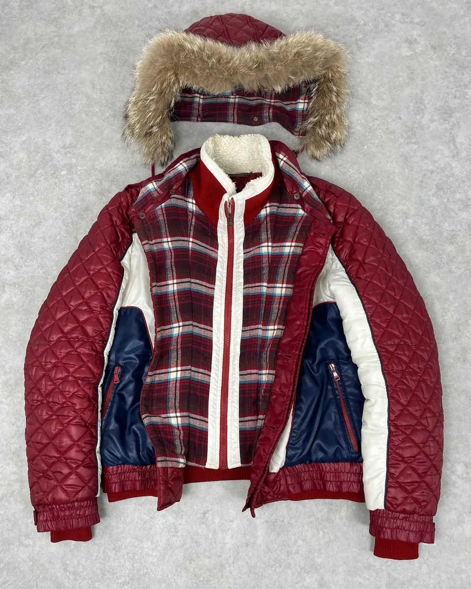 AW2008 Dolce & Gabbana White & Red British Fur Hooded Puffer Jacket - Image 6